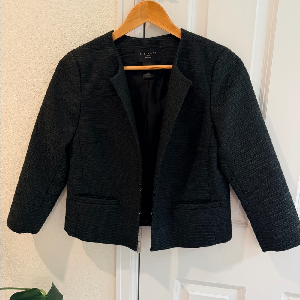 Ann Taylor Black Textured Collarless Blazer